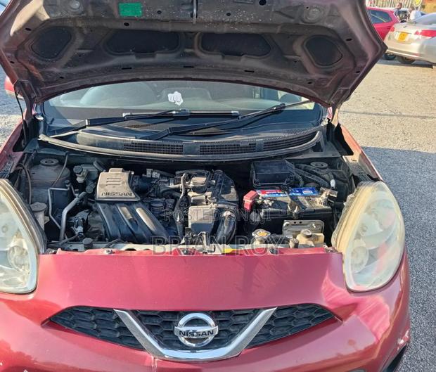 Nissan March 1.2 FWD 2015 Red