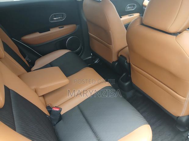 Honda Vezel 1.5 Hybrid 2WD 2019 White
