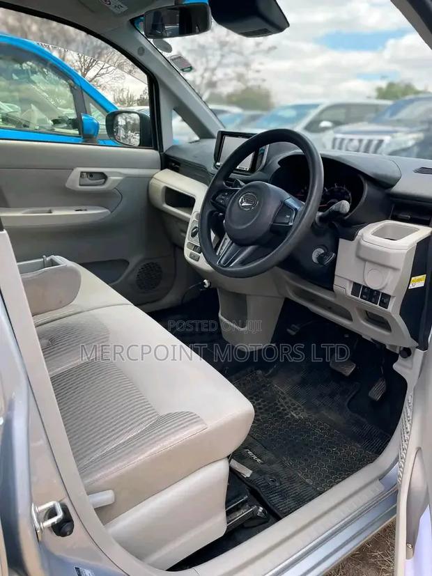 Daihatsu Move 2019 Silver