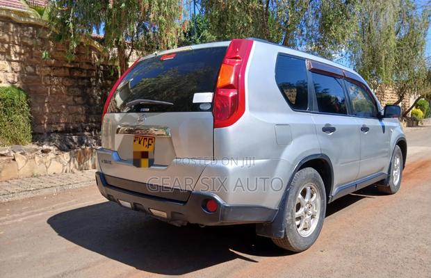 Nissan X-Trail 2.0 Automatic 2008 Silver