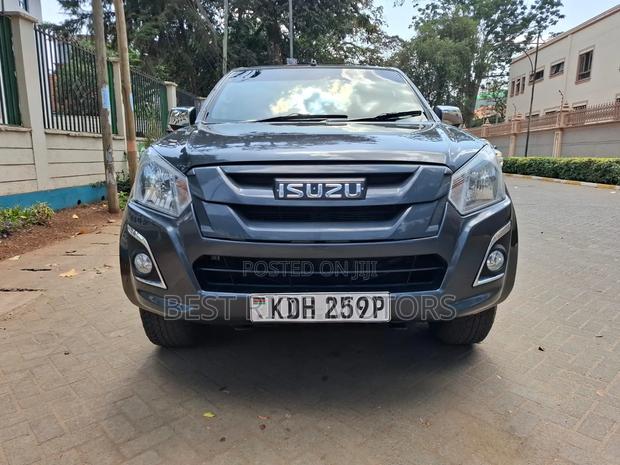 Isuzu D-MAX 2023 Gray