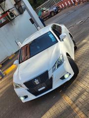 Toyota Crown 2015 White for sale