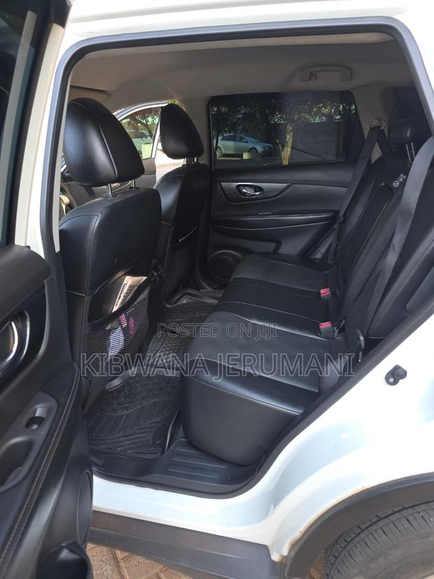 Nissan X-Trail 2.0 Hybrid FWD 2015 White