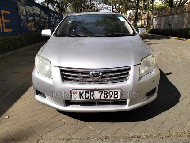 Toyota Axio 2011 Silver