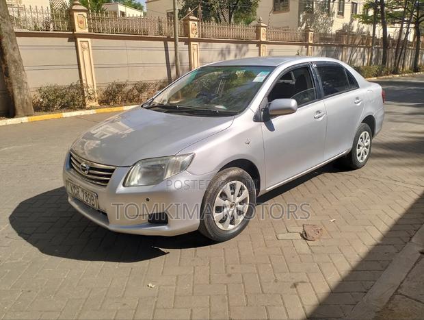 Toyota Axio 2011 Silver