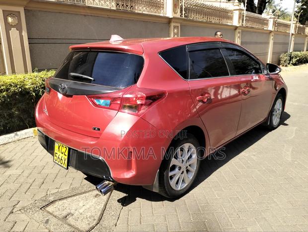 Toyota Axio 2014 Red