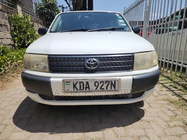 Toyota Premio 2013 White
