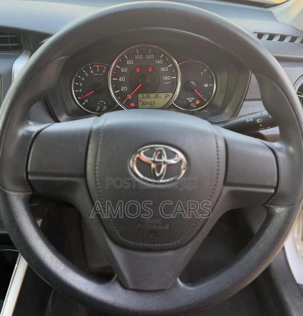 Toyota Corolla Fielder 2019 Silver