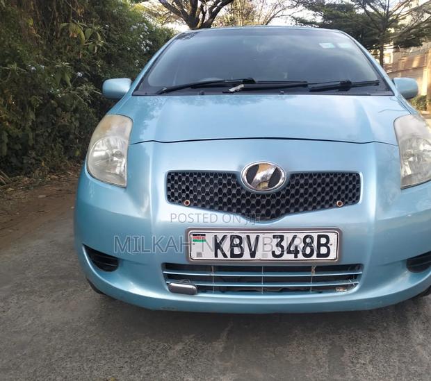 Toyota Vitz 2006 Green
