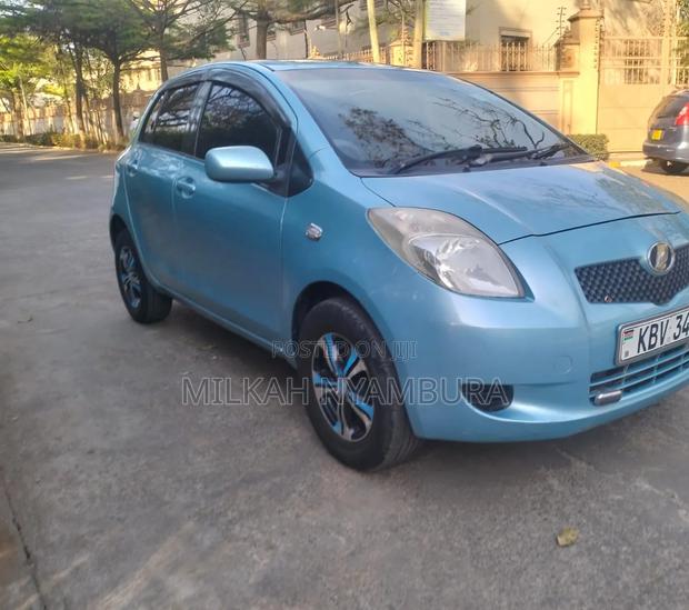 Toyota Vitz 2006 Green