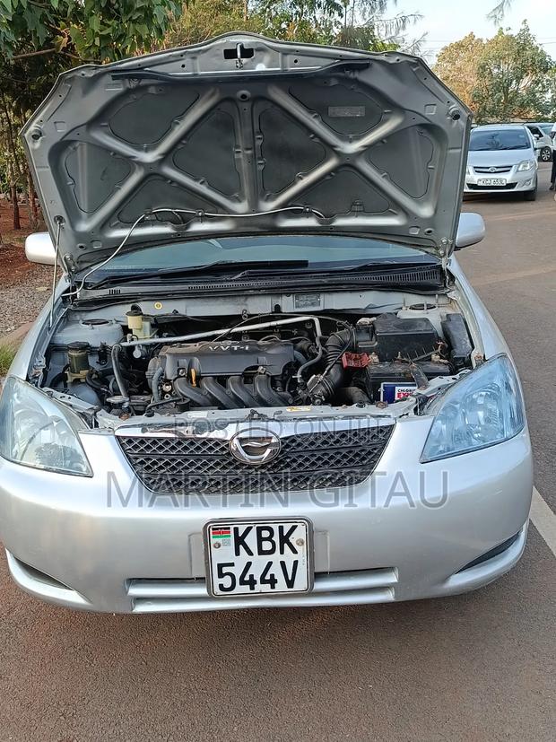 Toyota Corolla RunX 2004 Silver