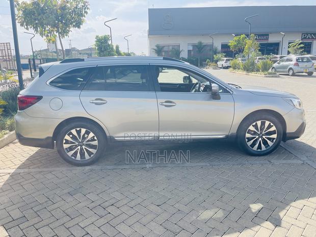 Subaru Outback 2.5i Limited AWD 2017