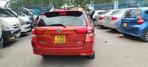 Toyota Corolla Fielder 2017 Red