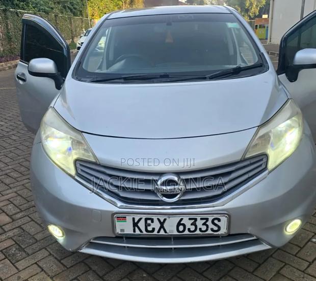 Nissan Note 2012 Silver