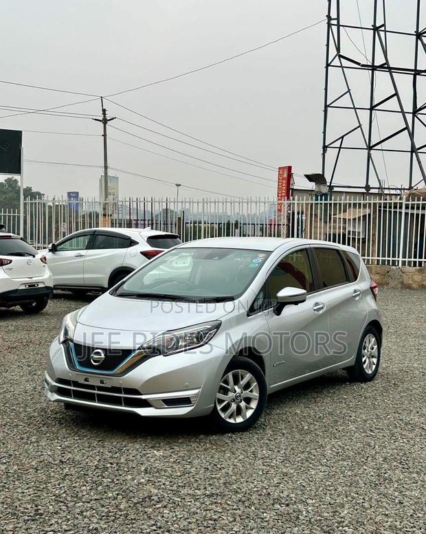 Nissan Note 1.2 Hybrid 2019 Silver