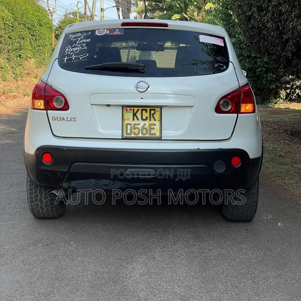 Nissan Dualis 2012 Pearl