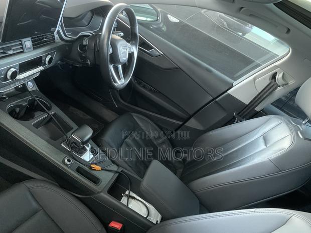 Audi A4 S line Premium 2021 Gray