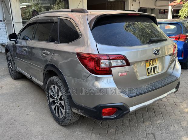 Subaru Outback 2.5i Premium AWD 2016 Brown
