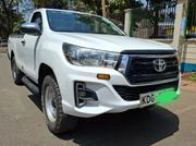Toyota Hilux 2017 White for sale