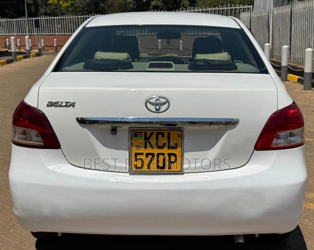 Toyota Belta 2010 White