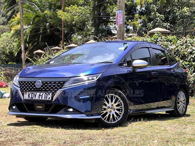 Nissan Note 1.2 Hybrid 2021 Blue