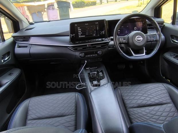 Nissan Note 1.2 Hybrid 2021 Blue