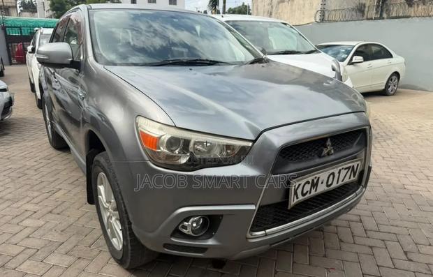 Mitsubishi RVR 2.0 2011 White