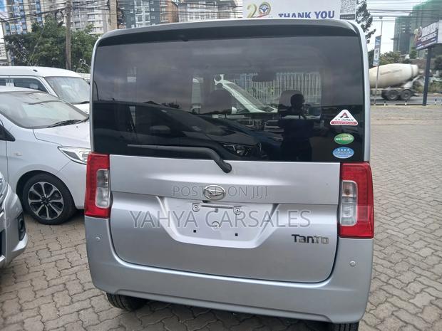 Daihatsu Tanto 2019 Silver