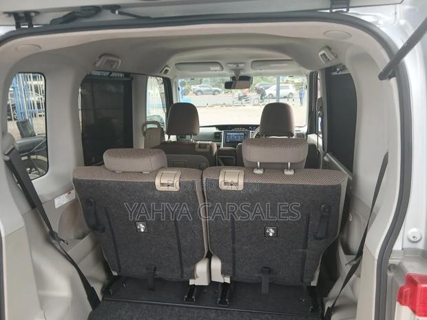 Daihatsu Tanto 2019 Silver