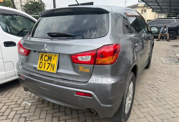 Mitsubishi RVR 2.0 2011 White