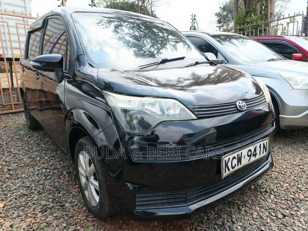 Toyota Spade 2012 Black