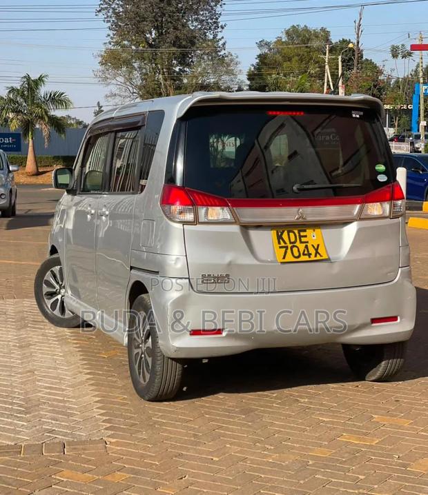 Mitsubishi Delica D:5 2014 Silver
