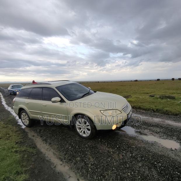 Subaru Outback 2006 Gold