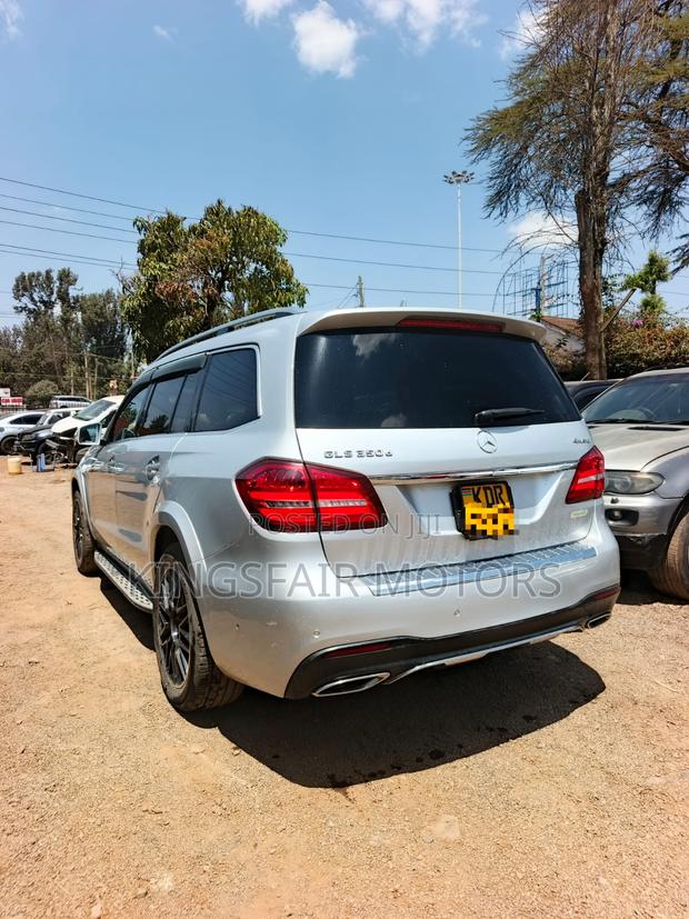 Mercedes-Benz GLS-Class 2018 White