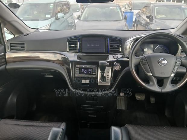 Nissan Elgrand 2019 Brown
