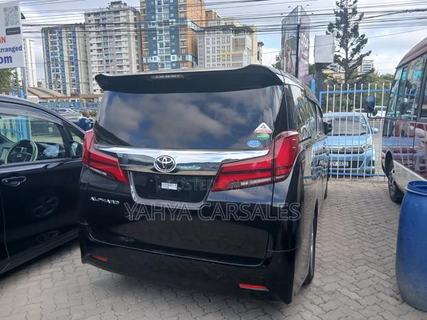 Toyota Alphard 2019 Black