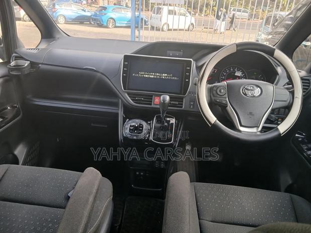 Toyota Noah 2019 Black