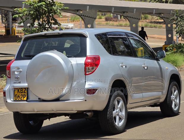 Toyota RAV4 2007 Silver
