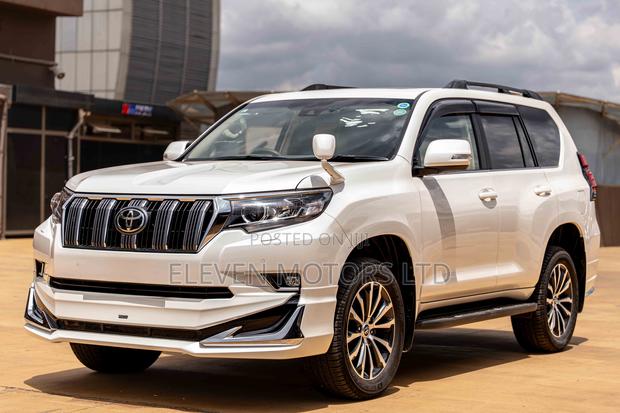 Toyota Land Cruiser Prado 2021 White