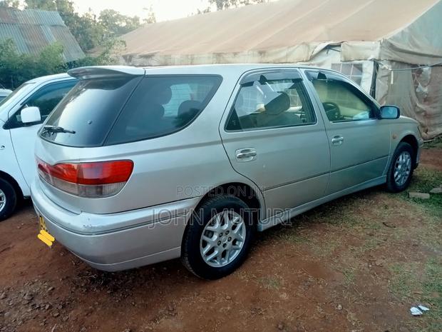 Toyota Vista 1998 Silver