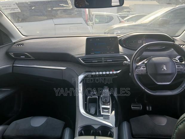 Peugeot 3008 2018 Gray