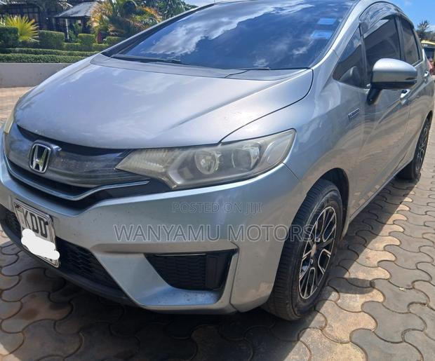 Honda Fit 2019 Silver