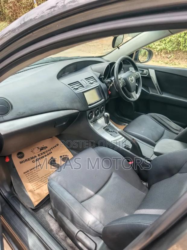 Mazda Axela 2011 Gray