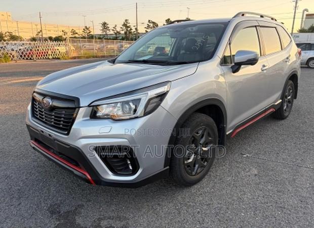 Subaru Forester 2019 Silver