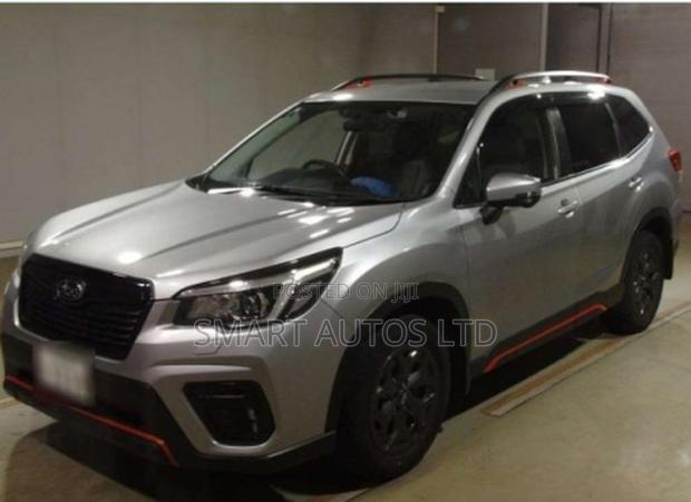 Subaru Forester 2019 Silver