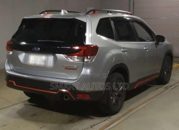 Subaru Forester 2019 Silver