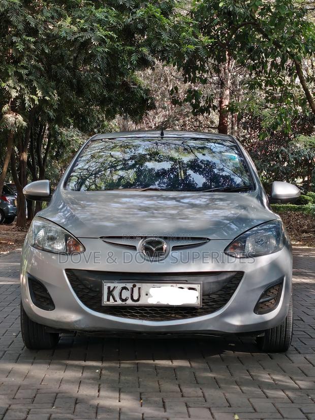 Mazda Demio 2012 Silver