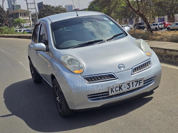 Nissan March 2009 Silver