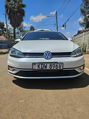 Volkswagen Golf 2018 White for sale