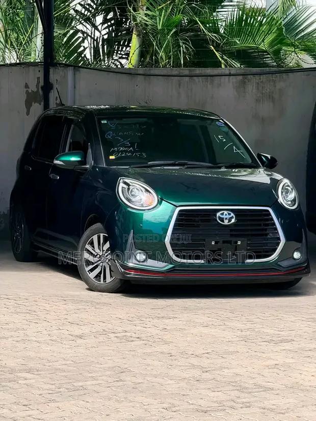 Toyota Passo 2019 Blue